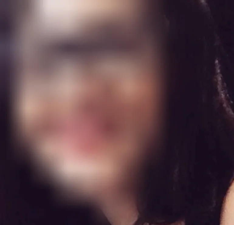 Silvia, 25